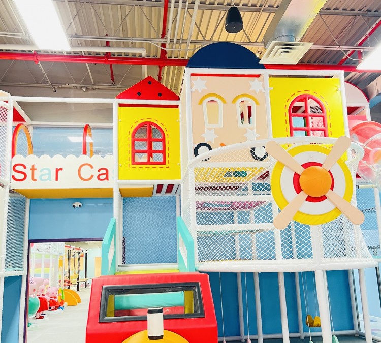 Star Castle Indoor playground for kids (College&nbspPoint,&nbspNY)